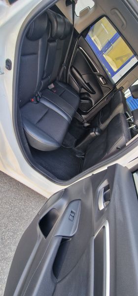 Honda fit Hybrid 356570711
