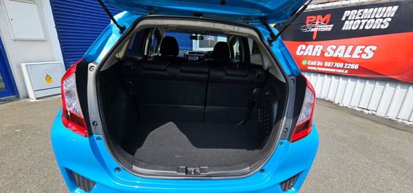 Honda fit Hybrid 356571076