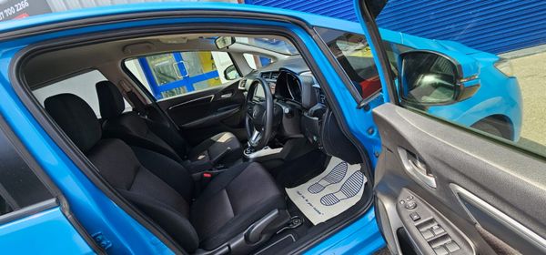 Honda fit Hybrid 356571077