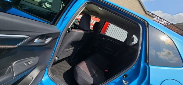 Honda fit Hybrid 356571072