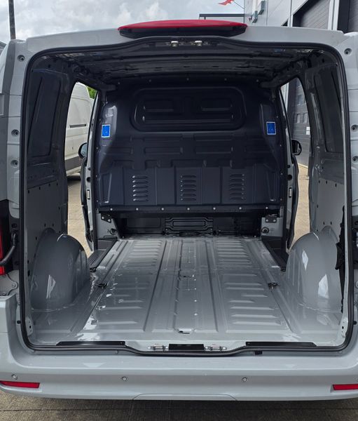 Vito Select 119L Auto - Alpine Grey 356598794