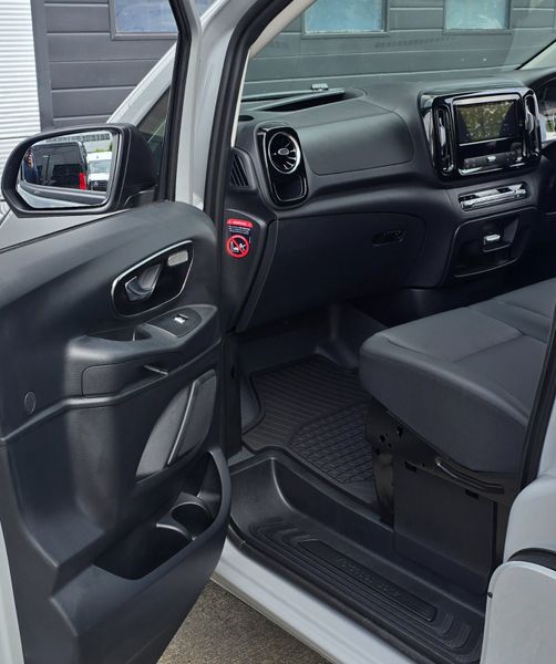 Vito Select 119L Auto - Alpine Grey 356598818