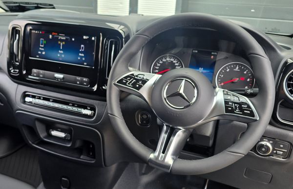 Vito Select 119L Auto - Alpine Grey 356598824