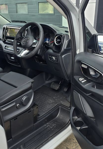 Vito Select 119L Auto - Alpine Grey 356598821