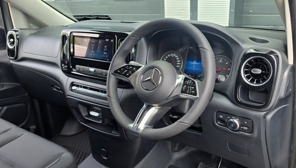 Vito Select 119L Auto - Alpine Grey 356598823