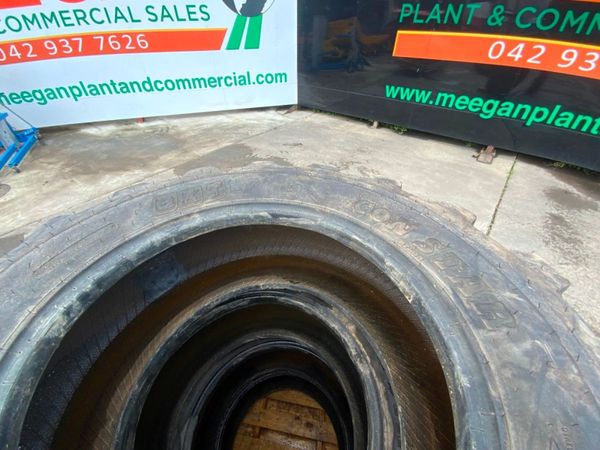 400 x 80 x 24 BKT TELEPORTER AGRI TYRES......4375. 356696968