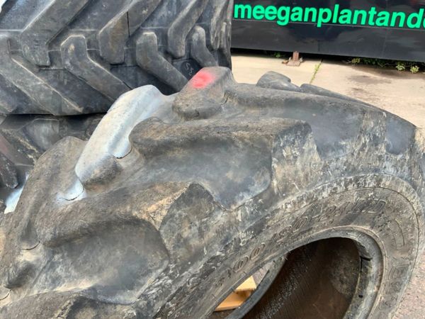 400 x 80 x 24 BKT TELEPORTER AGRI TYRES......4375. 356696962