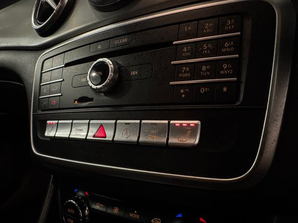 Mercedes-Benz CLA180 AMG Line-Immaculate 356697854