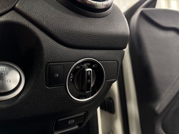 Mercedes-Benz CLA180 AMG Line-Immaculate 356697853