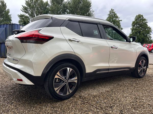 NISSAN E POWER KICKS MODEL 356704148