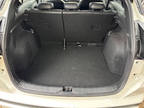 NISSAN E POWER KICKS MODEL 356704155