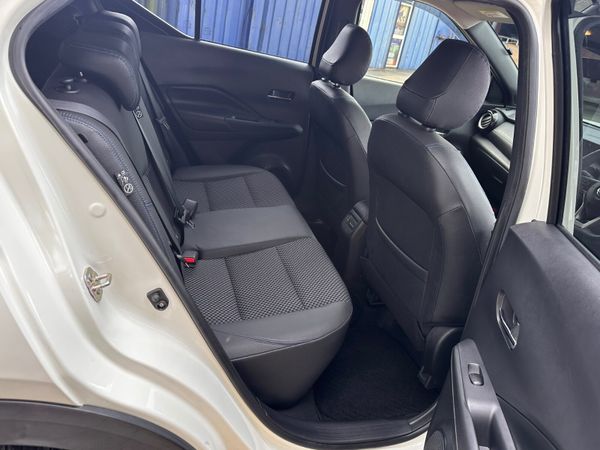 NISSAN E POWER KICKS MODEL 356704157