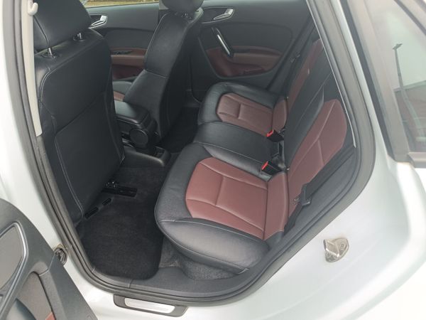 Audi A1 2015 356708812