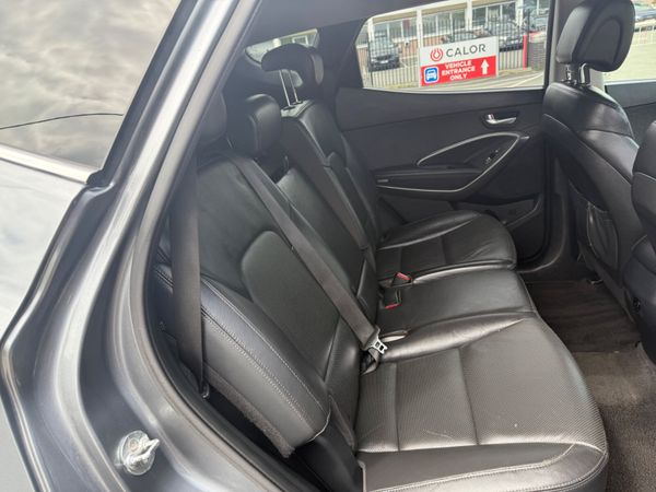 Hyundai Santa Fe 2018 356820031