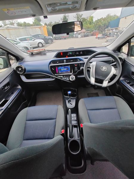 2015 Toyota Aqua - Self charging Hybrid 356854012