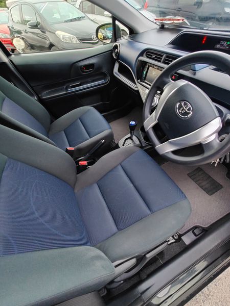 2015 Toyota Aqua - Self charging Hybrid 356854013