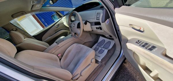 Toyota Estima Hybrid 8 seater 356886903