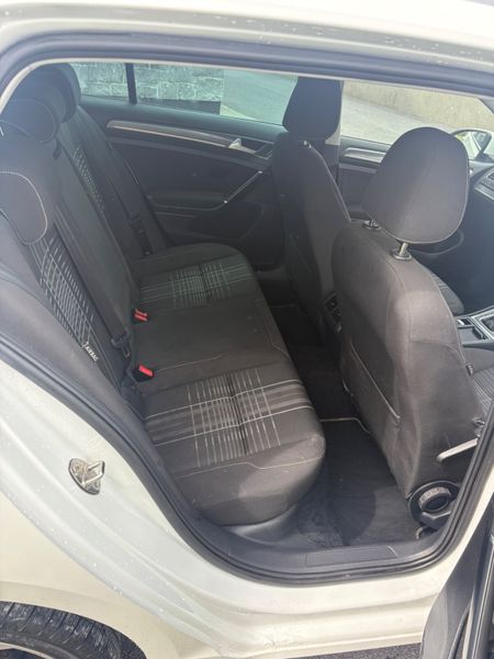 Volkswagen Golf 2016 356889097