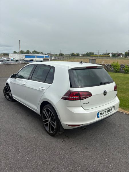 Volkswagen Golf 2016 356889100