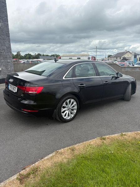 Audi A4 2017 356889992