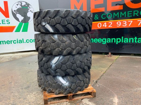 JCB SITE MASTER 15.5 x 25 TELEPORTER TYRES....440 356913068