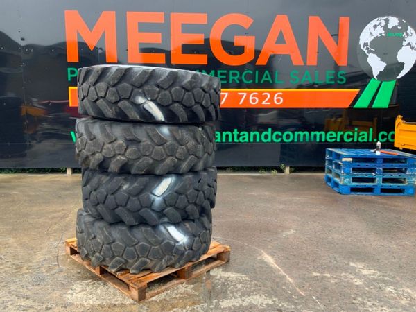 JCB SITE MASTER 15.5 x 25 TELEPORTER TYRES....440 356913082