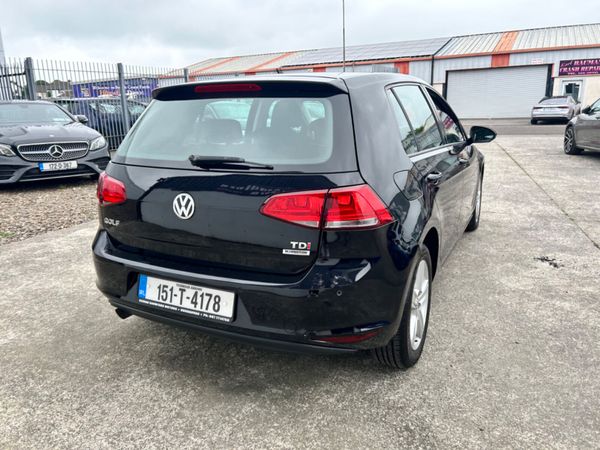 Volkswagen Golf 2015 356923902