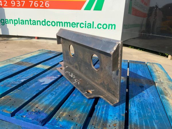 MINI SKID STEER LOADER ATTACHMENT HEAD STOCK 357015636