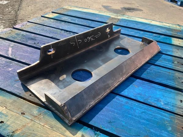 MINI SKID STEER LOADER ATTACHMENT HEAD STOCK 357015633