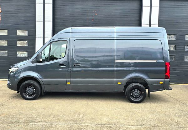 Sprinter 30 Year Premium Edition 319/36 Select A/T 357018892