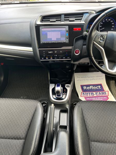 2016 Honda Fit Hybrid(low mileage) 357044821