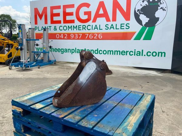 11" MINI DIGGER BUCKET....35mm PINS.....237w 357049823
