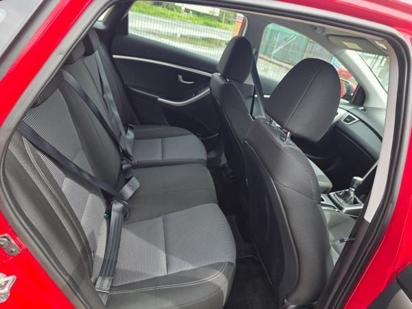 Hyundai i30 1.4 petrol 2013 357043754