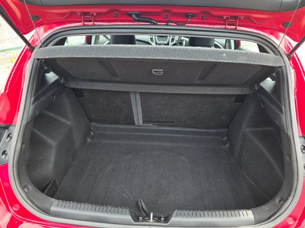 Hyundai i30 1.4 petrol 2013 357043753