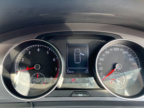 VOLKSWAGEN GOLF 2015, 1.2 TSI 5DR AUTO LOW KMS 357059369