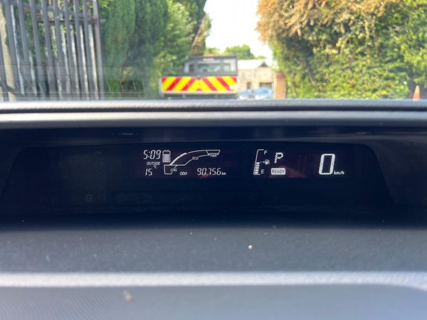 2019 Toyota Aqua Hybrid( Immobiliser fitted) 357059420