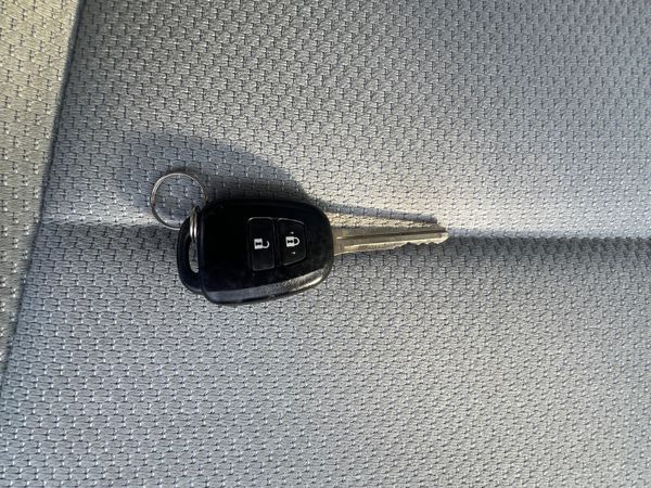 2019 Toyota Aqua Hybrid( Immobiliser fitted) 357059437