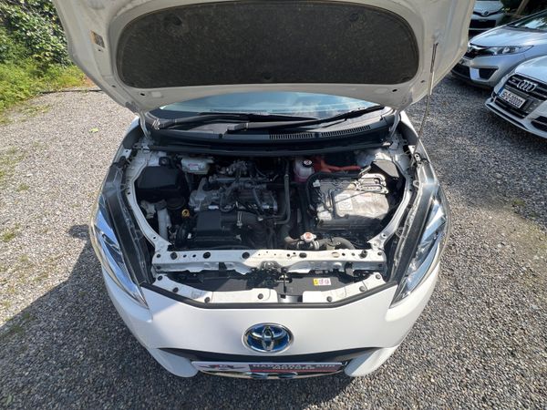 2019 Toyota Aqua Hybrid( Immobiliser fitted) 357059433