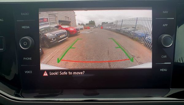 2018 Volkswagen Polo 357061093