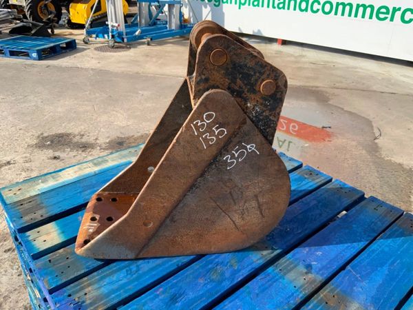 12" MINI DIGGER BUCKET......35mm PINS........234w. 357138269