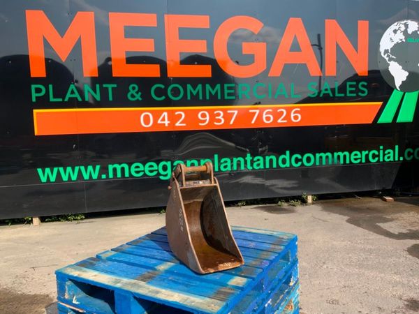 12" MINI DIGGER BUCKET......35mm PINS........234w. 357138261