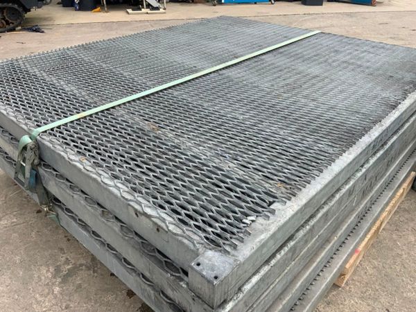 GANTRY PLATFORM / MEZZANINE  PANELS...140w 357148290