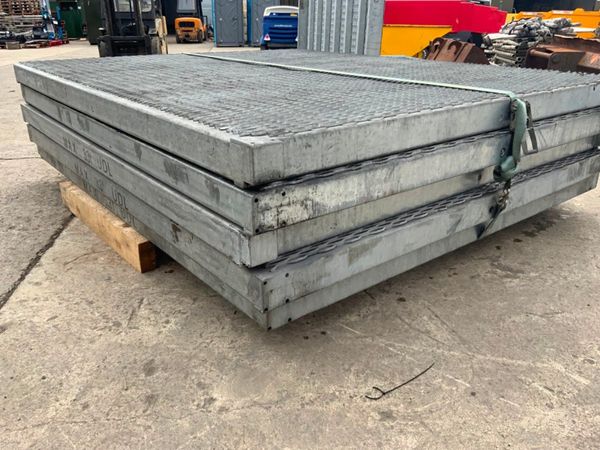 GANTRY PLATFORM / MEZZANINE  PANELS...140w 357148293