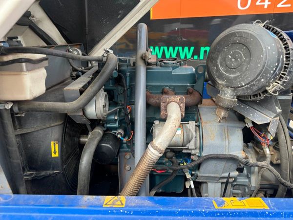 2014 ...ATLAS  XAS47 ..ROAD AIR COMPRESSOR.. 357159258