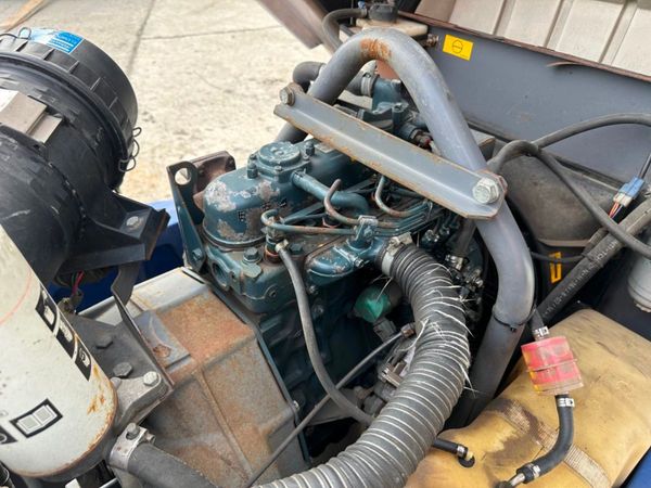 2014 ...ATLAS  XAS47 ..ROAD AIR COMPRESSOR.. 357159261
