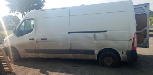 2015 Renault Master 2.3 Diesel For Breaking! 357171648