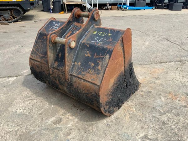 36" DIGGING BUCKET.......45mm PINS.........1221t.. 357172168