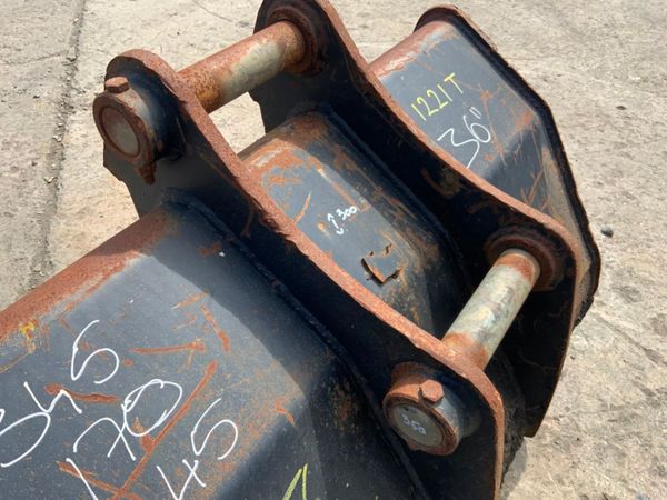 36" DIGGING BUCKET.......45mm PINS.........1221t.. 357172163