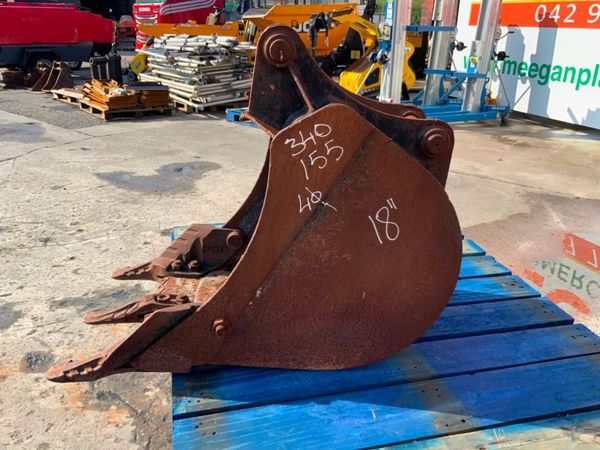 18" JCB MINI DIGGING BUCKET.....40mm PINS.....19w 357187428