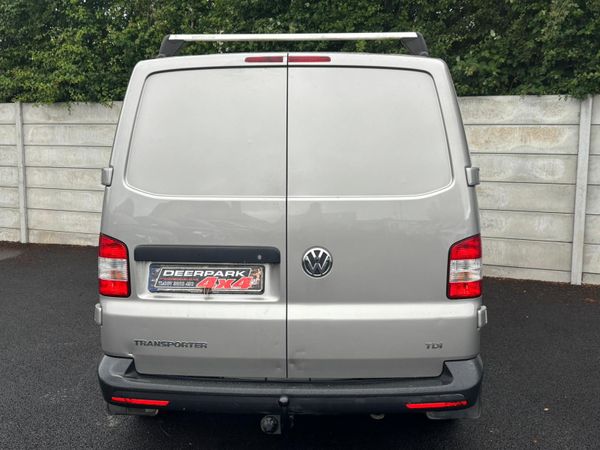 2014 Volkswagen Transporter 2.0 TDI Commercial 357181710